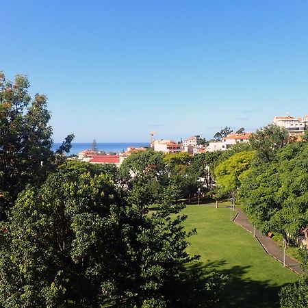 Funchal Petrolhead Apartment ภายนอก รูปภาพ