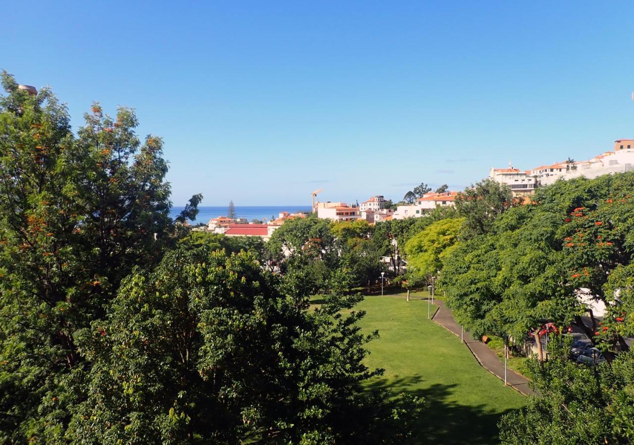 Funchal Petrolhead Apartment ภายนอก รูปภาพ