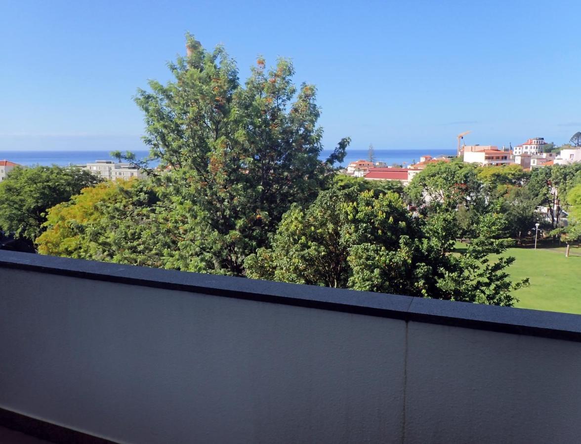 Funchal Petrolhead Apartment ภายนอก รูปภาพ