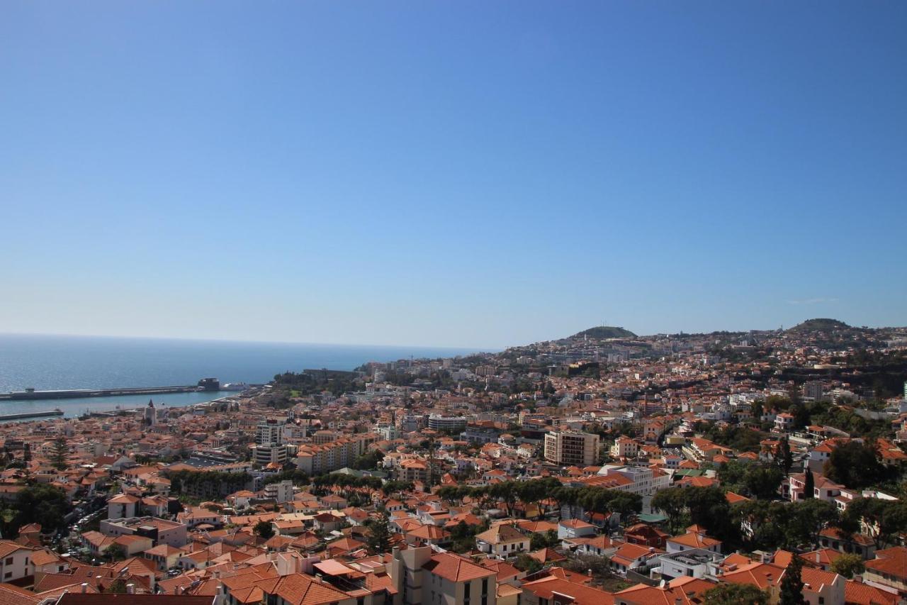 Funchal Petrolhead Apartment ภายนอก รูปภาพ